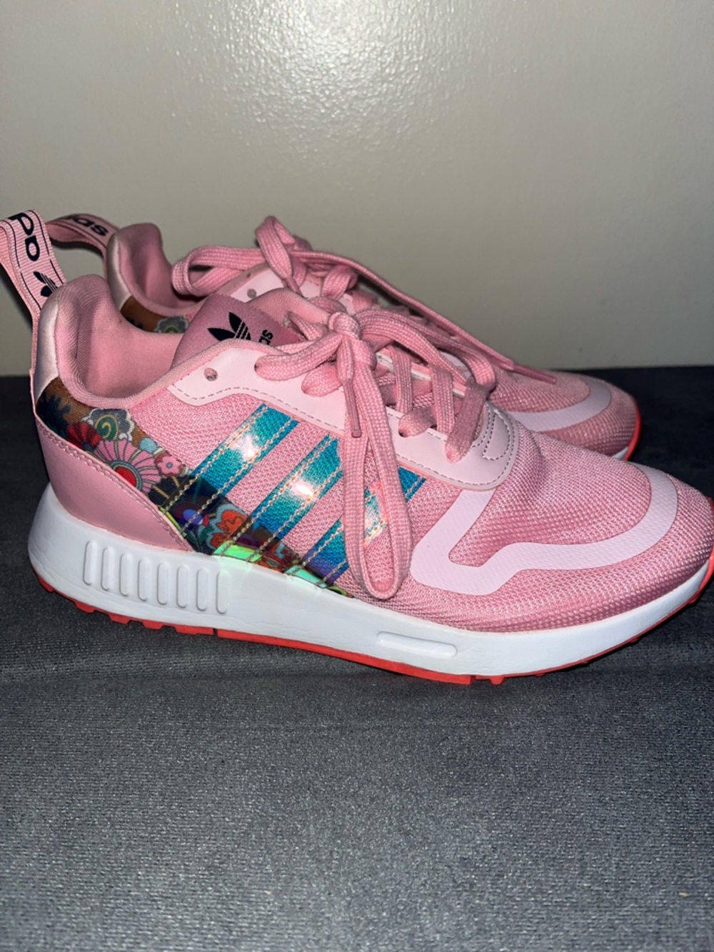 Adidas Originals Kids Pink Floral Sneakers Size 4